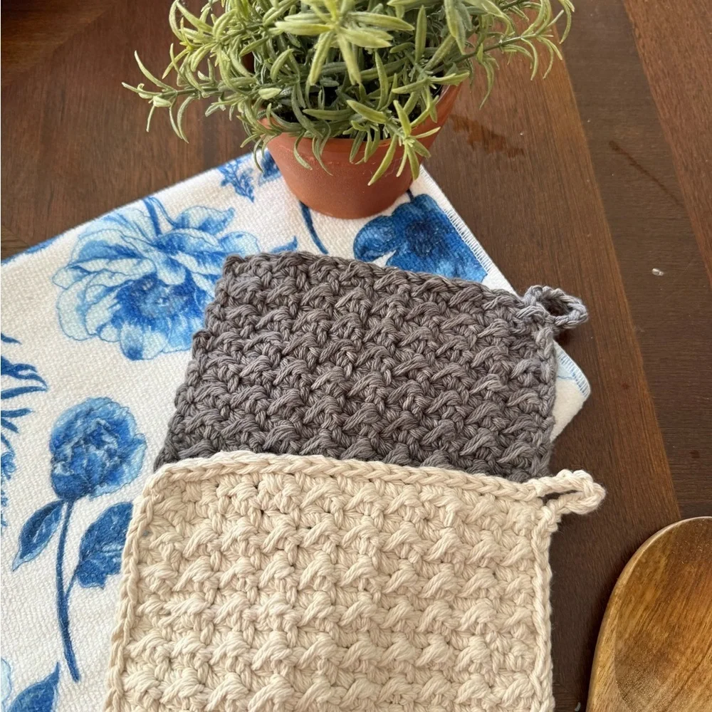 Chunky Crochet Trivets / Potholders - Cream & Grey Set